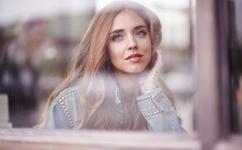 宝贝腿开大点我添添你视频男男